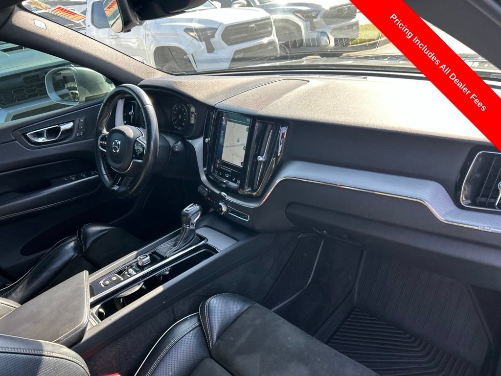 Used 2018 Volvo XC60 T5 R-Design w/ Convenience Package AWD/4WD image 21