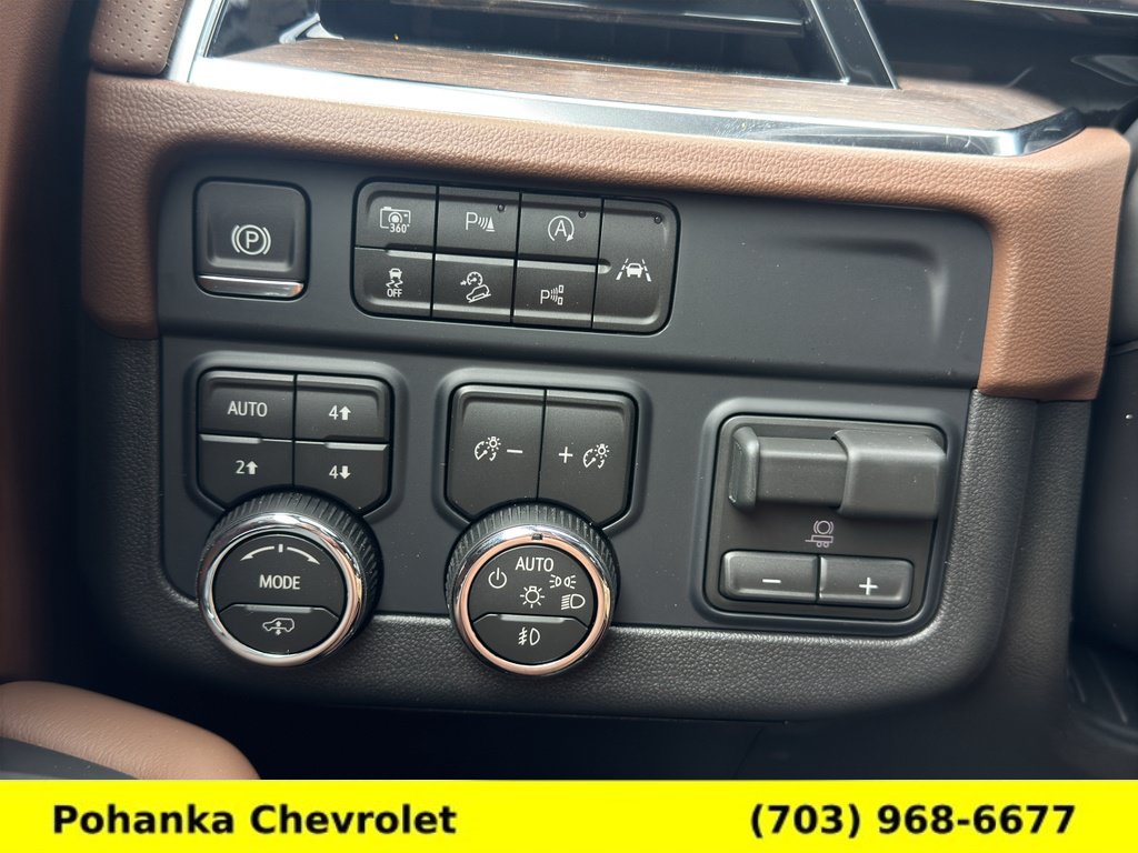 New 2026 Chevrolet Suburban High Country AWD/4WD image 14
