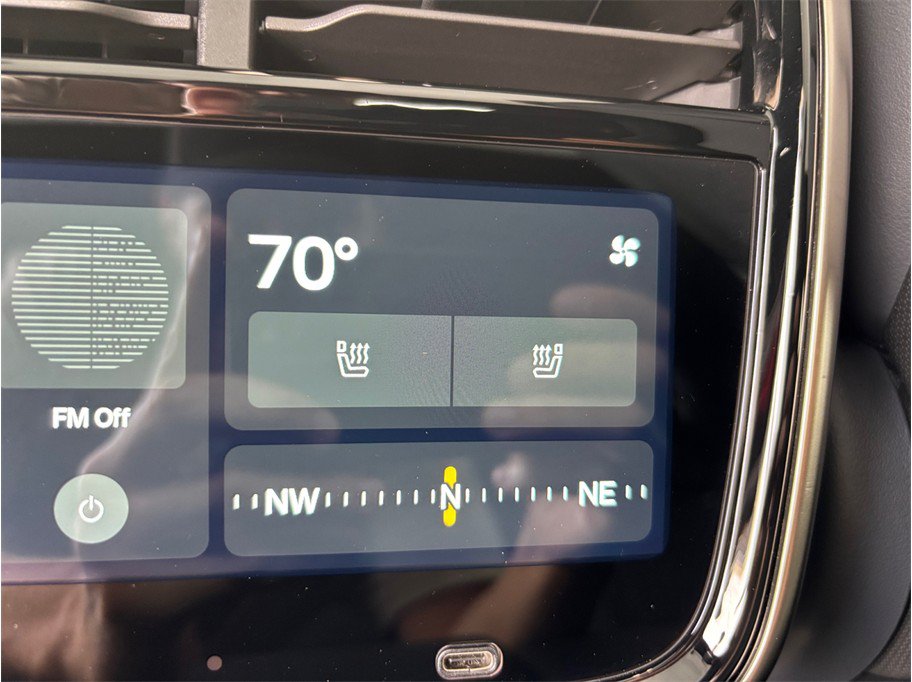 Used 2022 Rivian R1T Adventure AWD/4WD image 34
