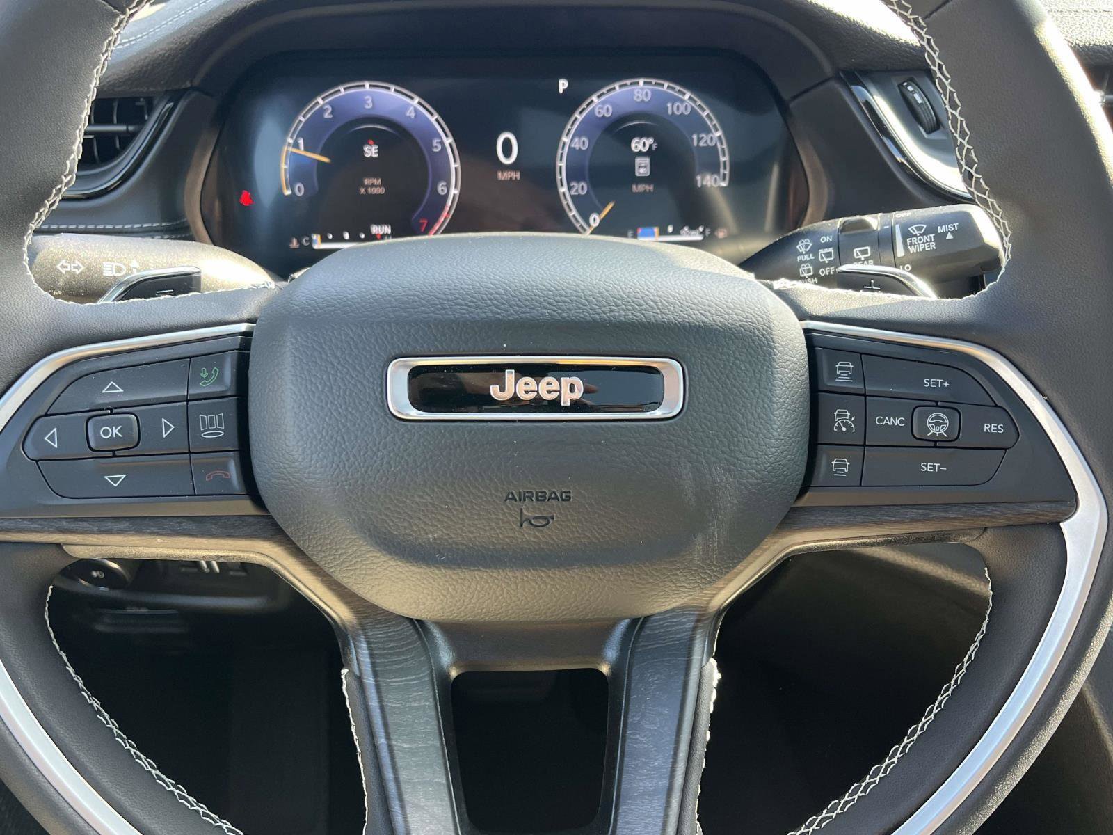 New 2026 Jeep Grand Cherokee Limited Reserve image 12