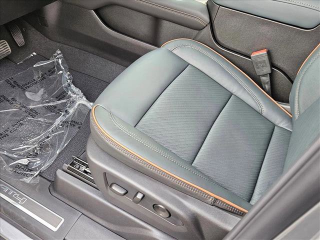 New 2026 GMC Yukon XL AT4 w/ AT4 Premium Plus Package image 4