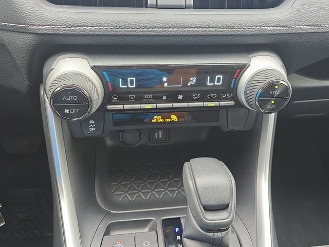 Used 2025 Toyota RAV4 LE image 23