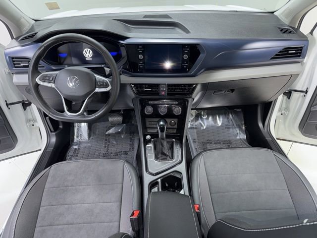 Used 2023 Volkswagen Taos SE w/ Panoramic Sunroof Package image 16