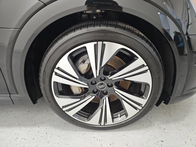 Used 2024 Audi Q8 e-tron Prestige w/ Prestige Package AWD/4WD image 8