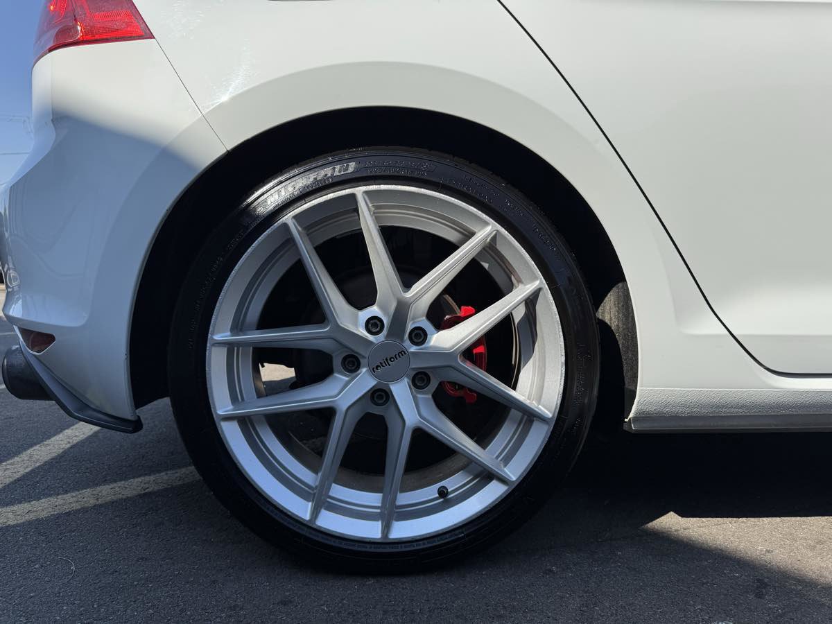 Used 2016 Volkswagen GTI S image 9