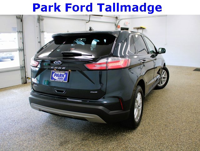 Used 2022 Ford Edge SEL image 6