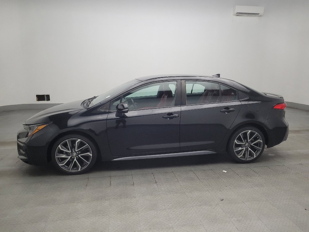 Used 2021 Toyota Corolla SE FWD image 2