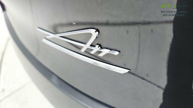 Used 2024 Lucid Air Touring image 17