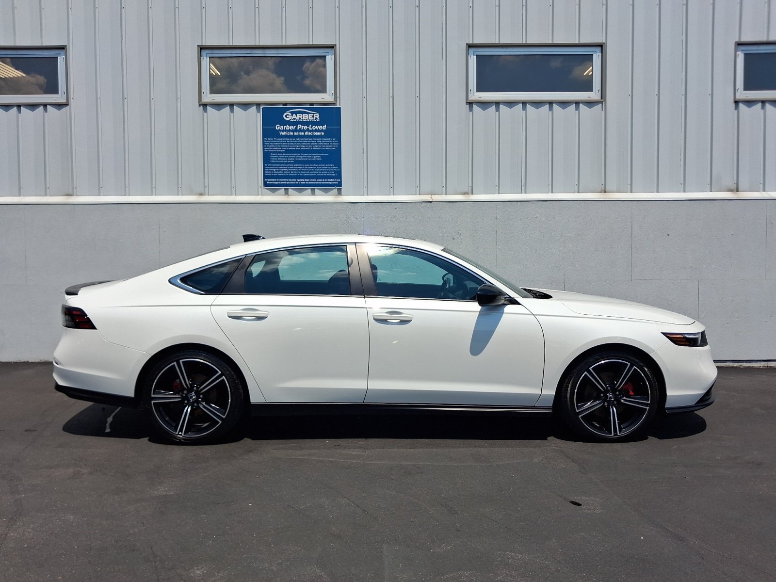 Used 2024 Honda Accord Sport image 9