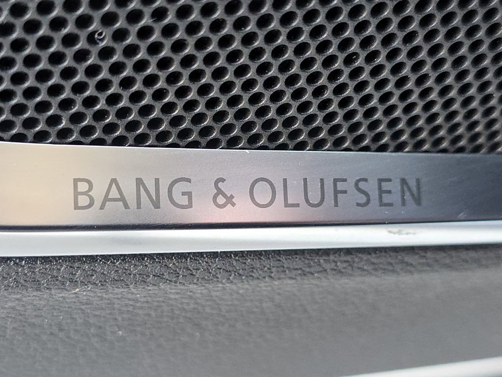 Used 2019 Audi Q3 2.0T Premium Plus w/ Premium Plus Package image 11