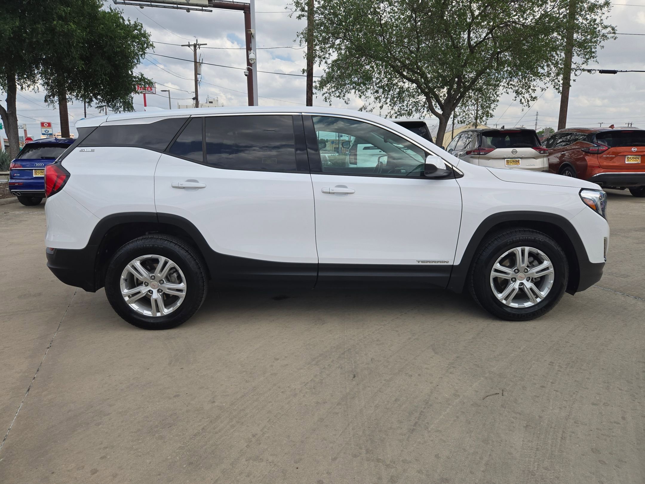 Used 2020 GMC Terrain SLE FWD video 2