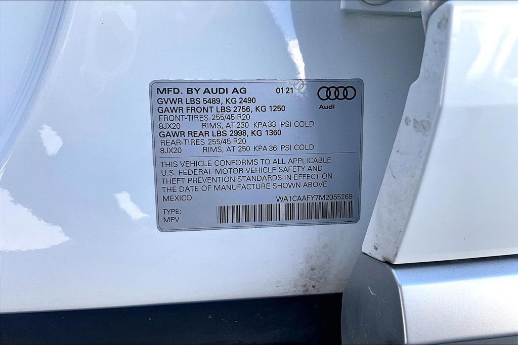 Used 2021 Audi Q5 Prestige w/ Prestige Package image 19