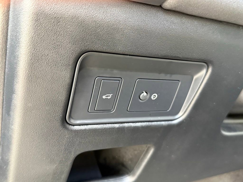 Used 2021 Land Rover Discovery S AWD/4WD image 50