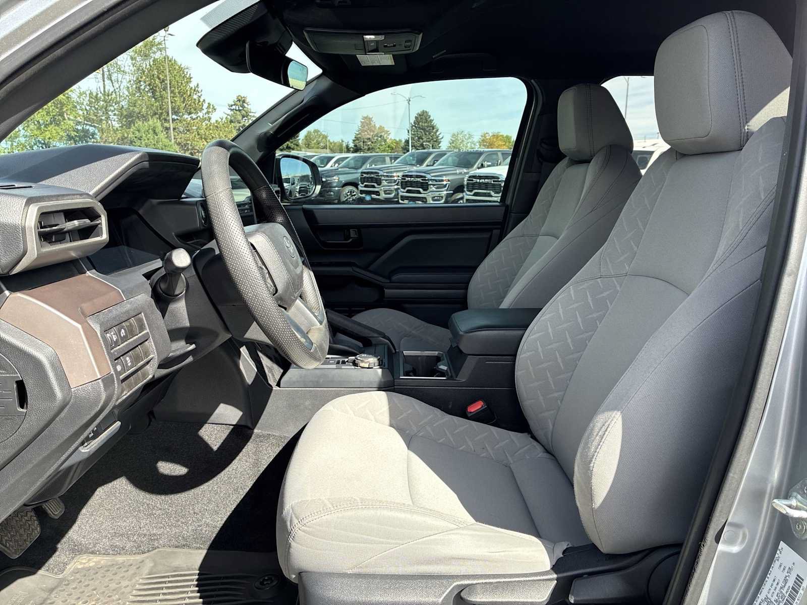 Used 2024 Toyota Tacoma SR5 AWD/4WD image 13