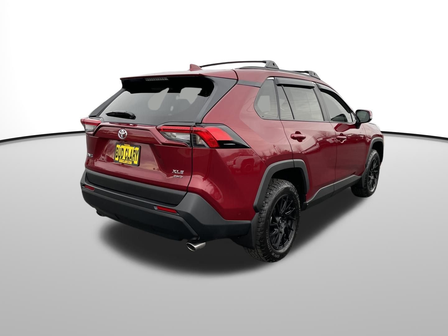 Certified 2025 Toyota RAV4 XLE w/ Convenience Package image 3