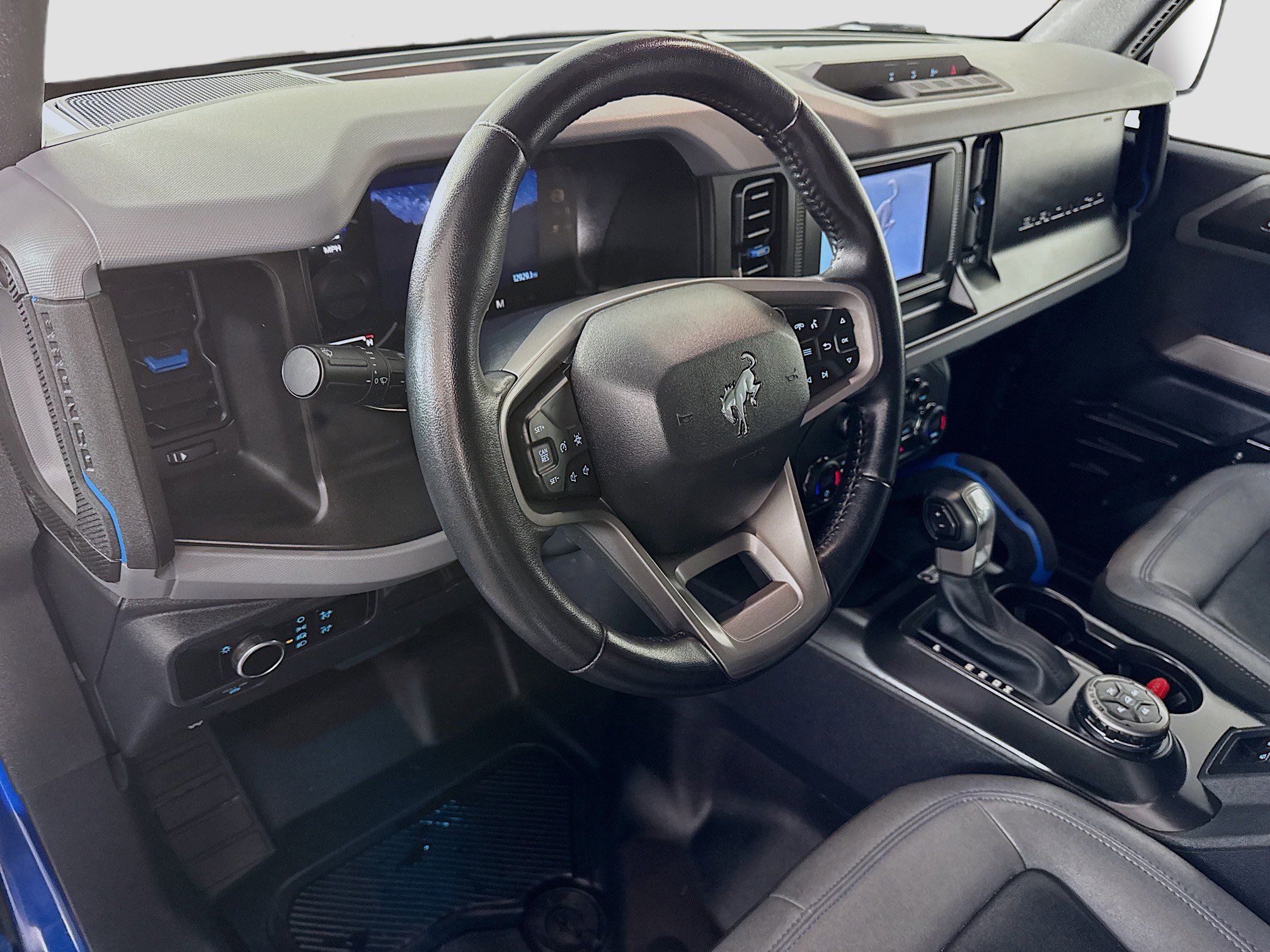 Used 2023 Ford Bronco Black Diamond image 23