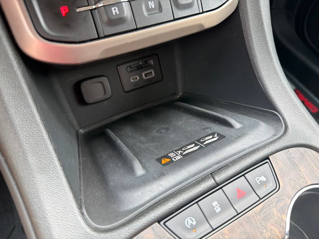 Used 2023 GMC Acadia Denali w/ Denali Ultimate Package AWD/4WD image 19
