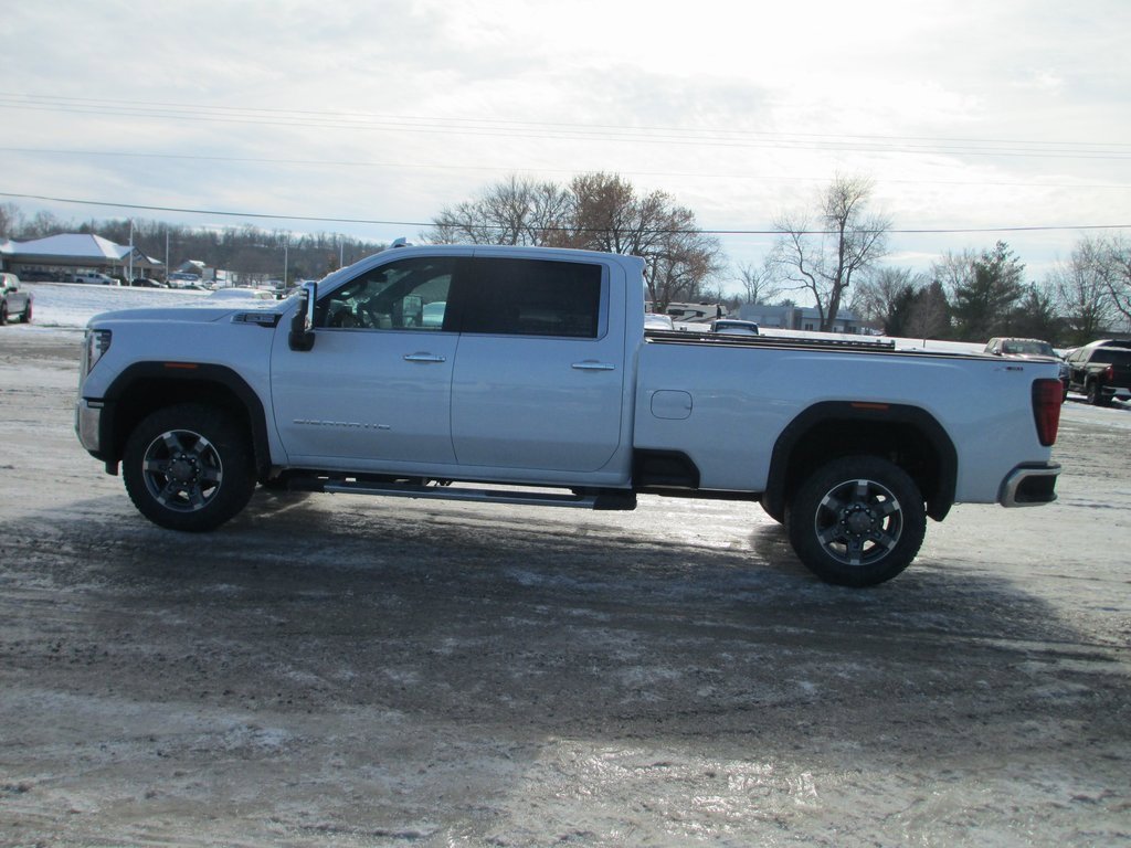 New 2026 GMC Sierra 3500 SLT w/ SLT Premium Package image 9