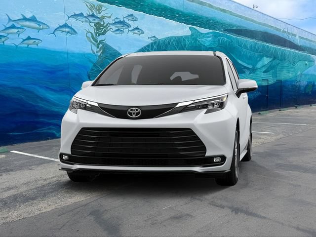 New 2026 Toyota Sienna XLE FWD image 3