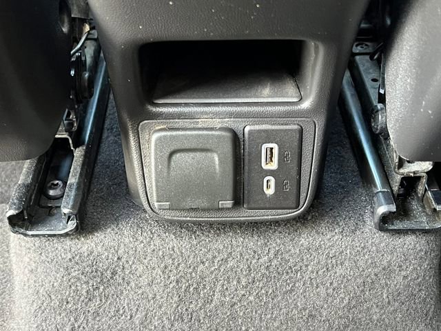 Used 2022 Chevrolet TrailBlazer LT FWD image 36