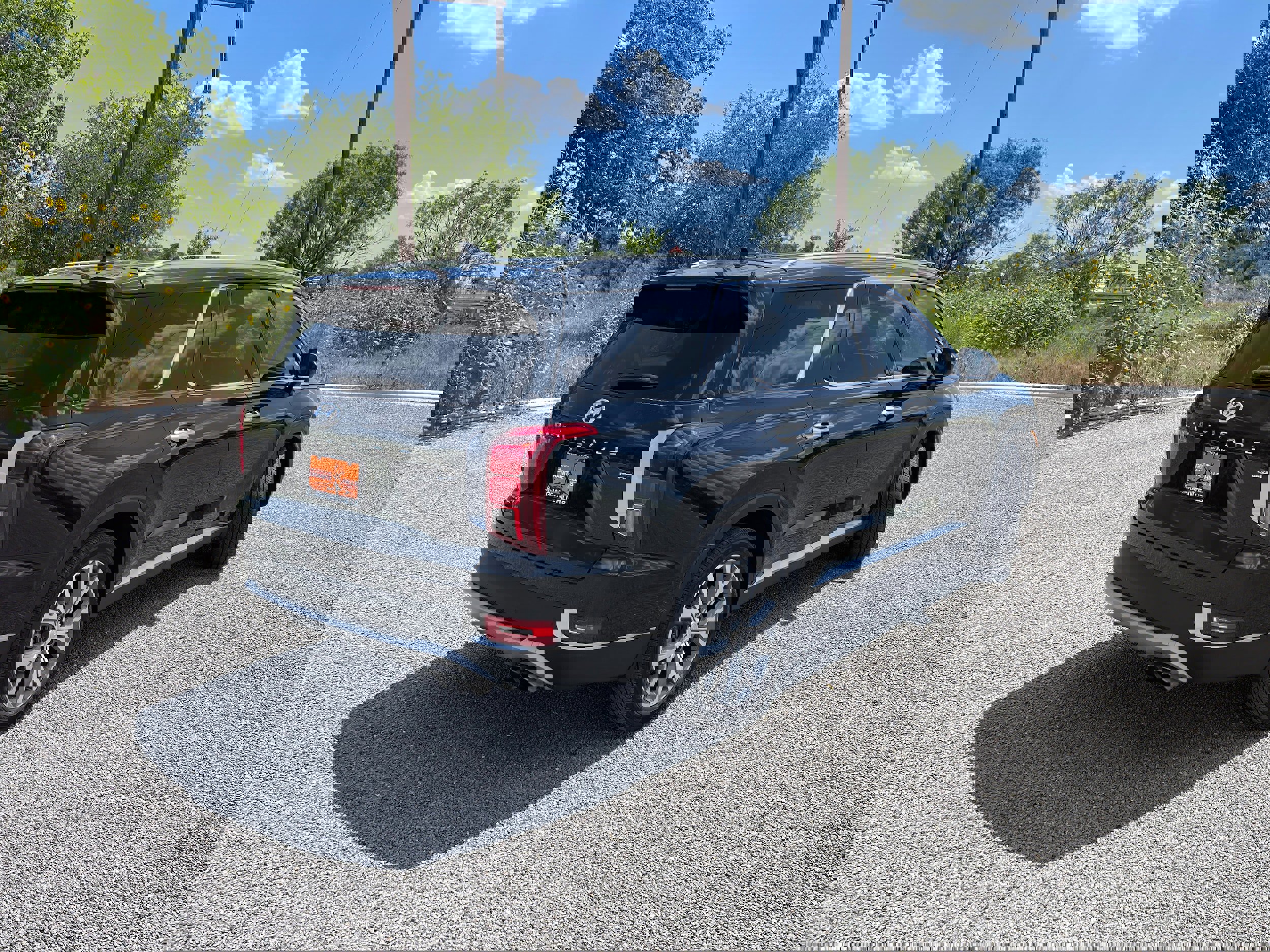 Used 2022 Hyundai Palisade SEL w/ 8P Bench Seat Package image 3