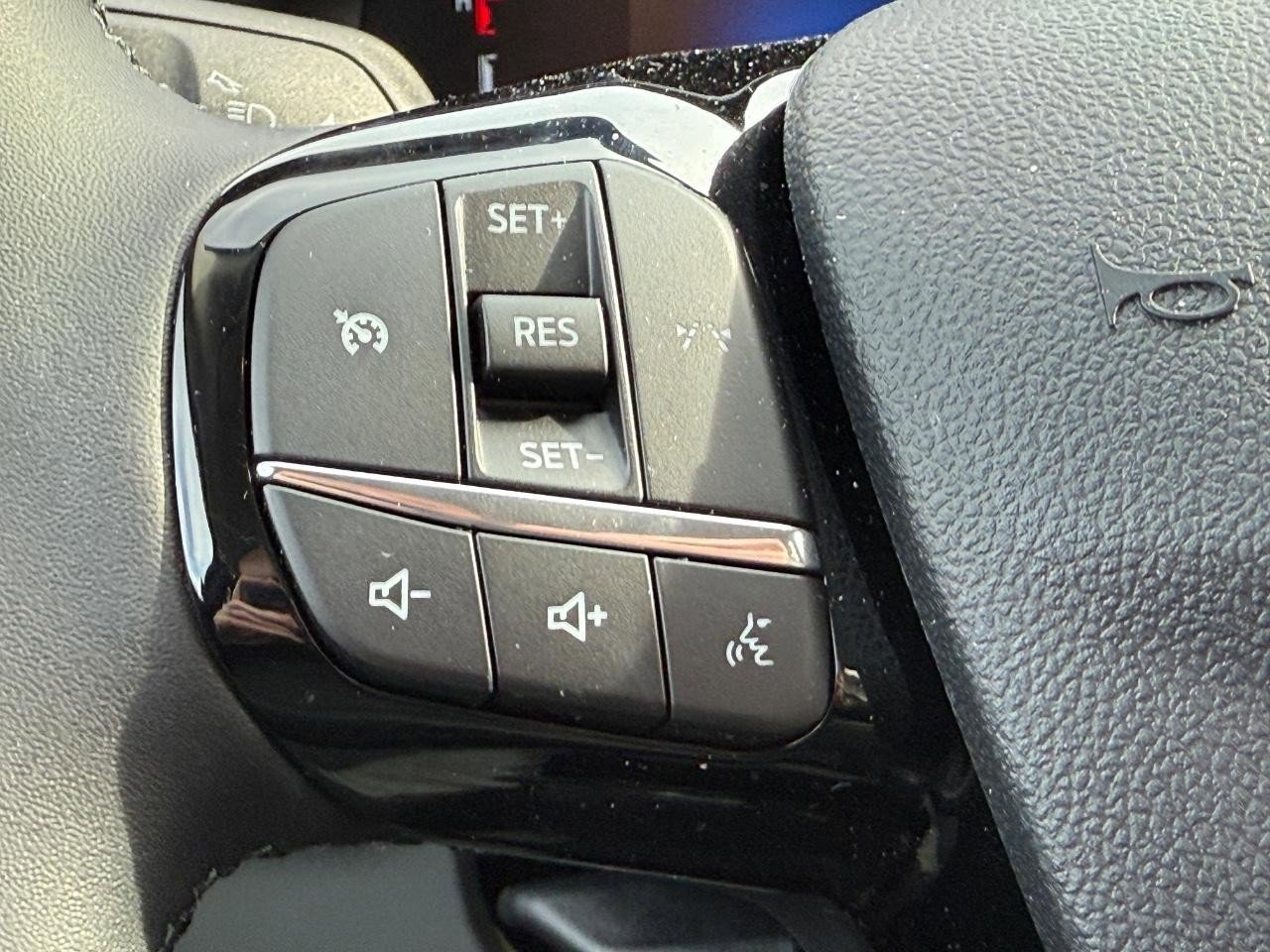 New 2026 Ford Escape Active w/ Cold Weather Package AWD/4WD image 8