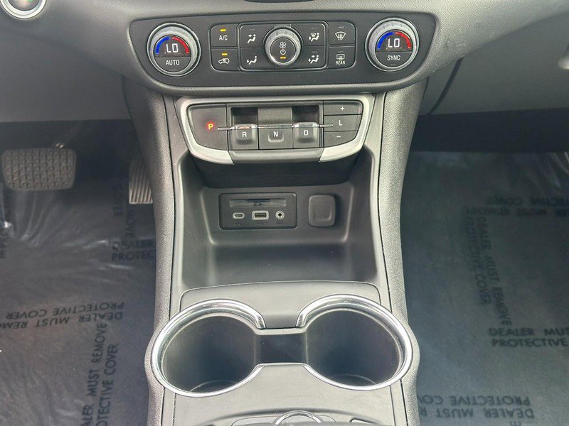 Used 2023 GMC Terrain SLT image 14