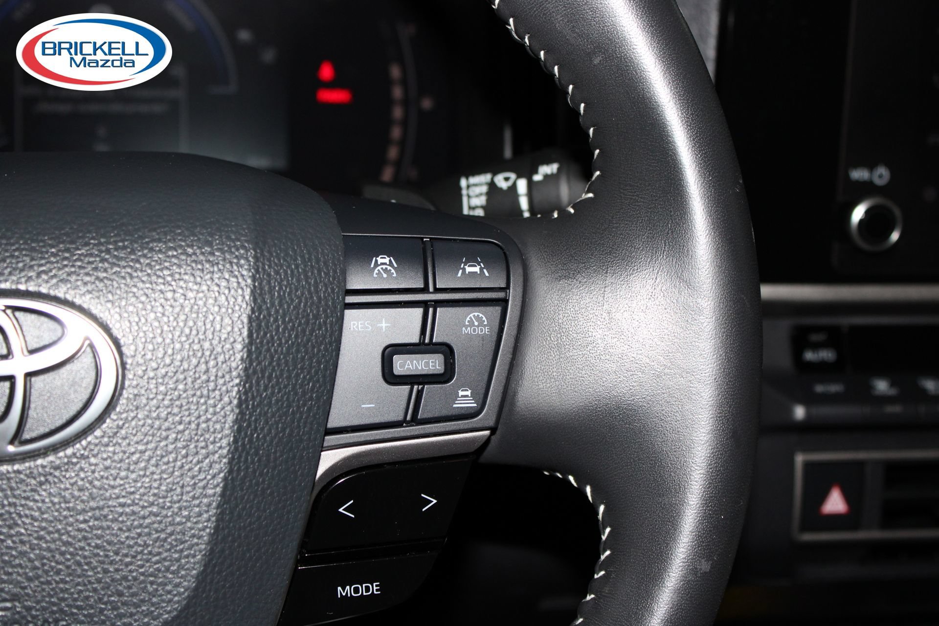 Used 2025 Toyota Camry SE FWD image 31