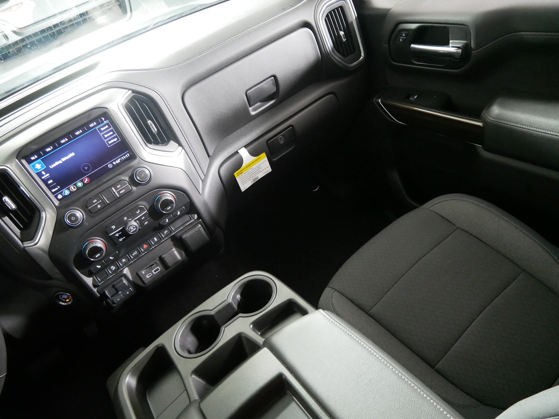 Certified 2020 Chevrolet Silverado 1500 LT w/ All-Star Edition AWD/4WD image 11
