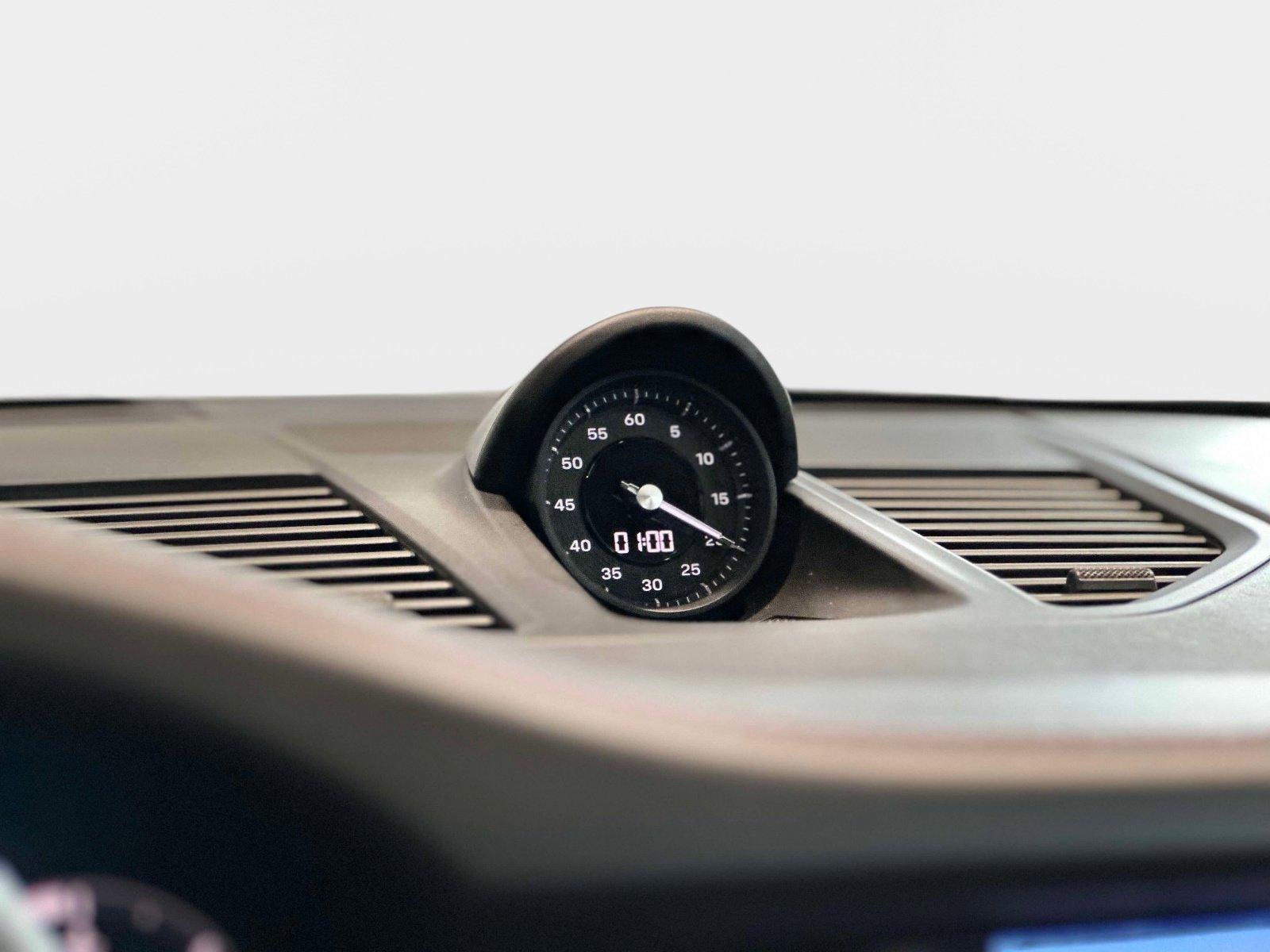 Certified 2024 Porsche 911 Carrera image 17