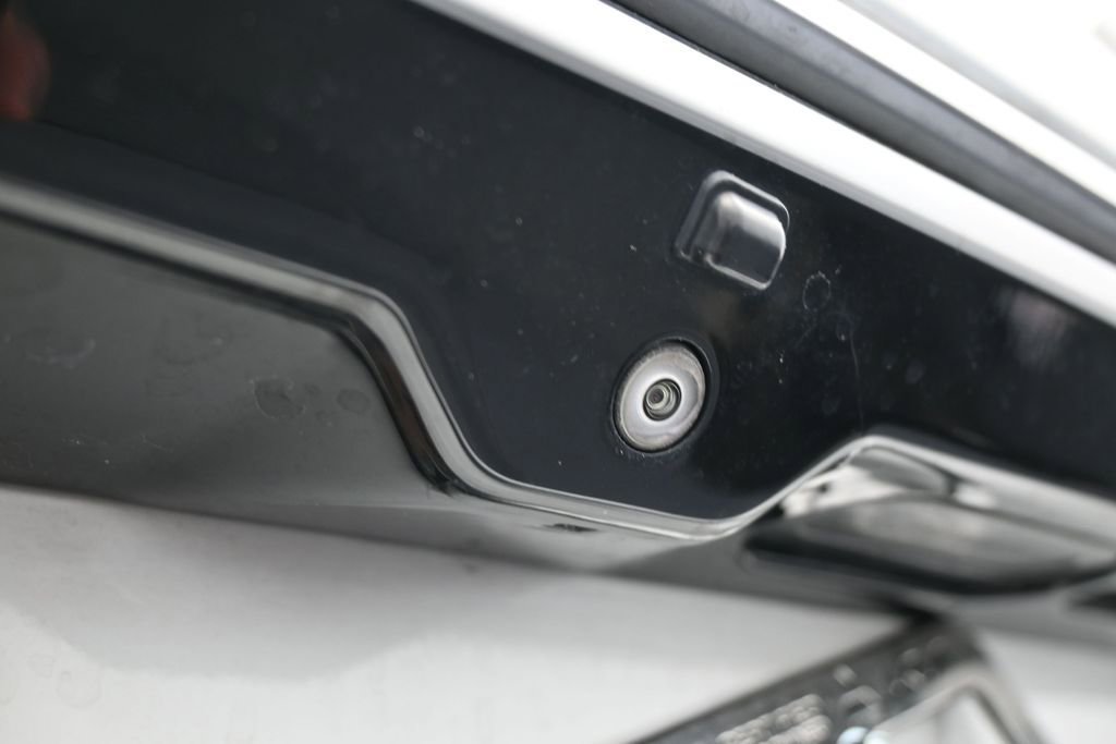 Used 2022 Jeep Wagoneer Series III RWD image 36