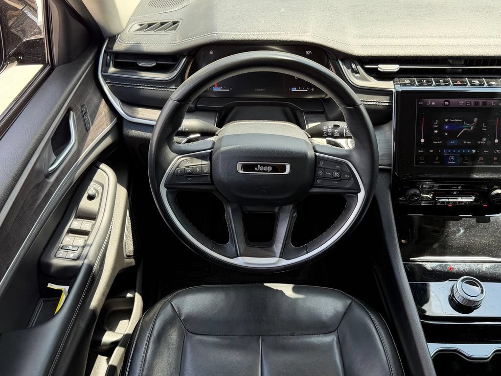 Used 2022 Jeep Grand Cherokee Limited RWD image 10