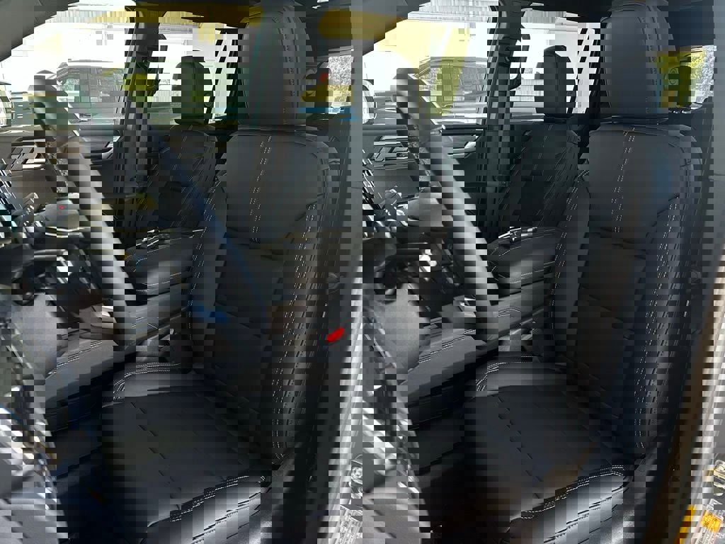 New 2026 GMC Acadia Elevation w/ Super Cruise Package image 13