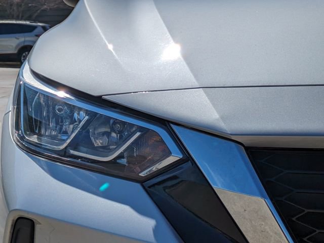 Used 2023 Nissan Sentra SV image 11