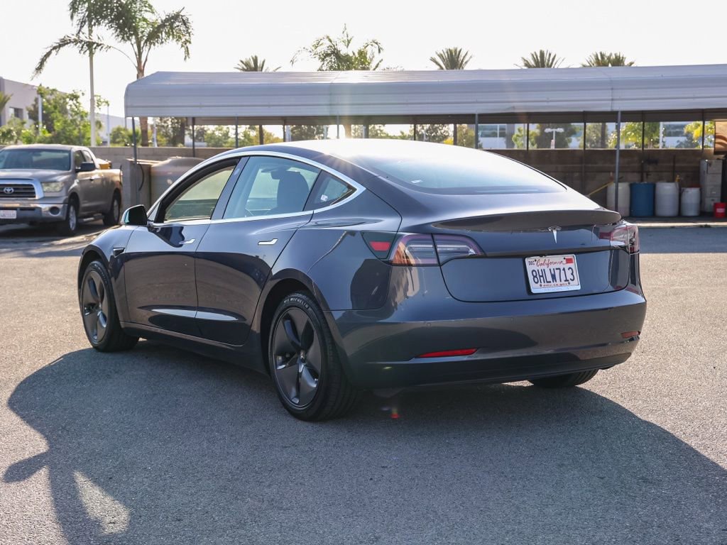 Used 2018 Tesla Model 3 Mid Range image 6
