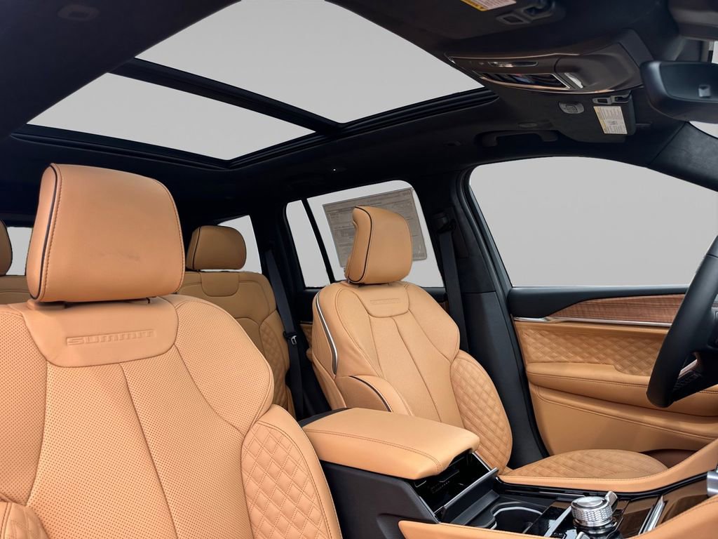 New 2025 Jeep Grand Cherokee Summit image 20