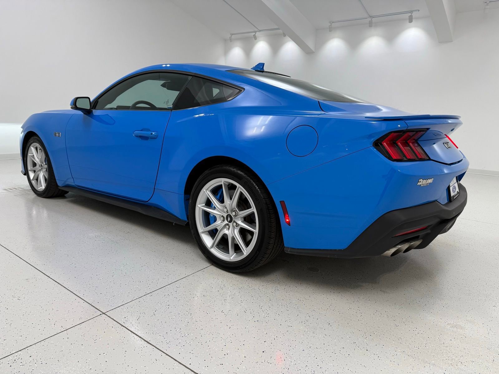 Used 2024 Ford Mustang GT Premium image 5