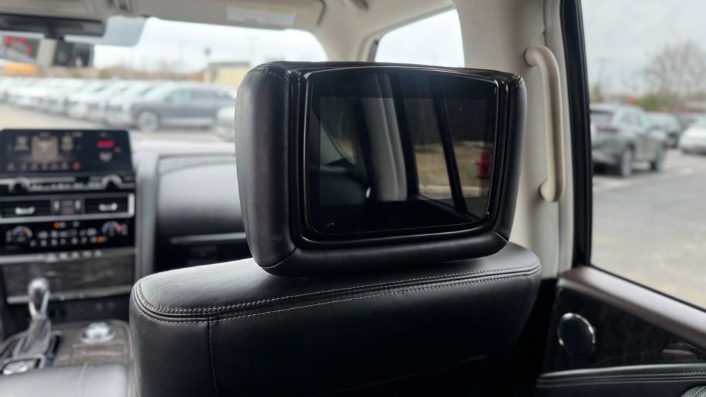 Used 2022 Nissan Armada Platinum w/ Captain's Chairs Package image 21