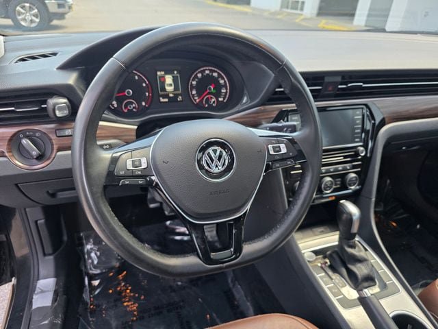 Used 2022 Volkswagen Passat 2.0T FWD image 18