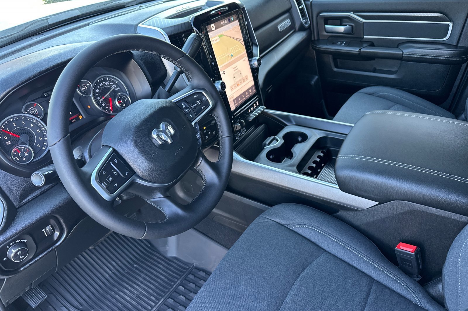 New 2026 RAM 2500 Big Horn AWD/4WD image 10
