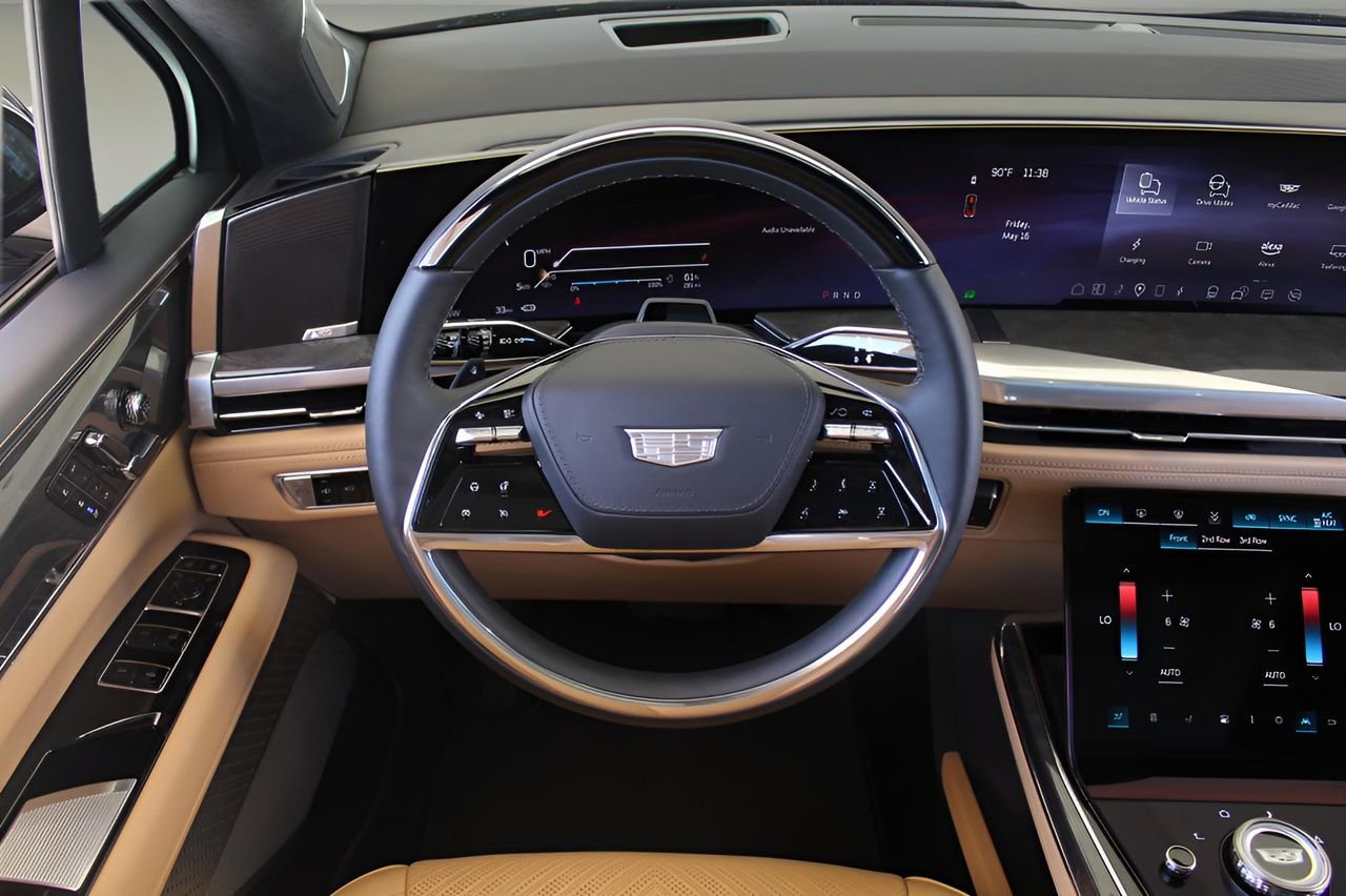 New 2025 Cadillac Escalade IQ Luxury 2 AWD/4WD image 16