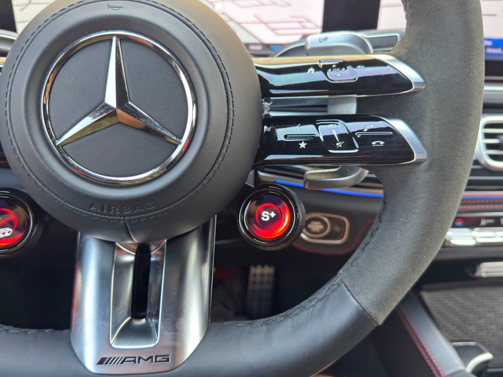 Used 2024 Mercedes-Benz GLE 53 AMG 4MATIC Coupe image 27