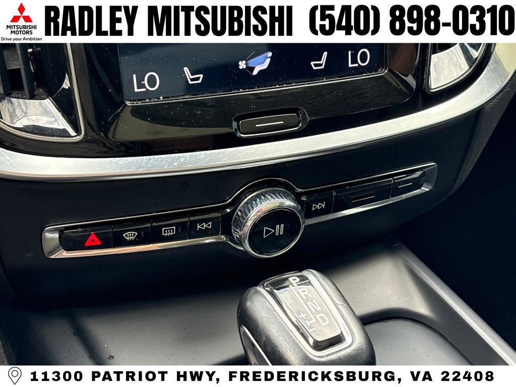 Used 2020 Volvo S60 T5 Momentum w/ Protection Package Premier FWD image 10