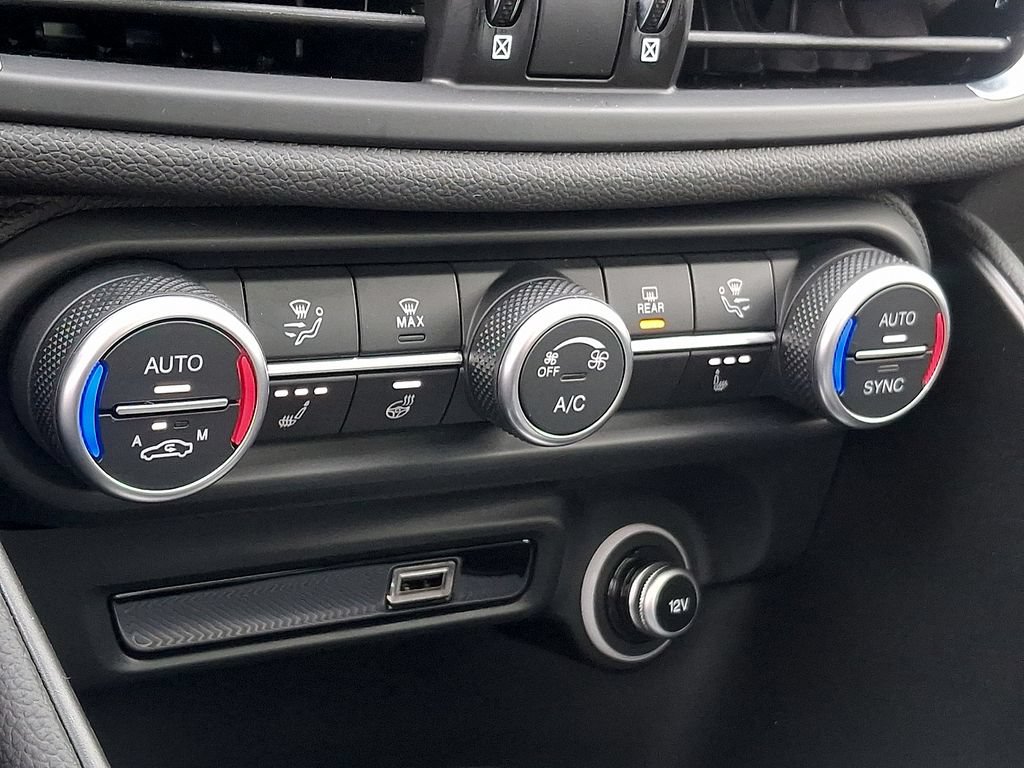 New 2026 Alfa Romeo Giulia AWD w/ Driving Assist Package image 11
