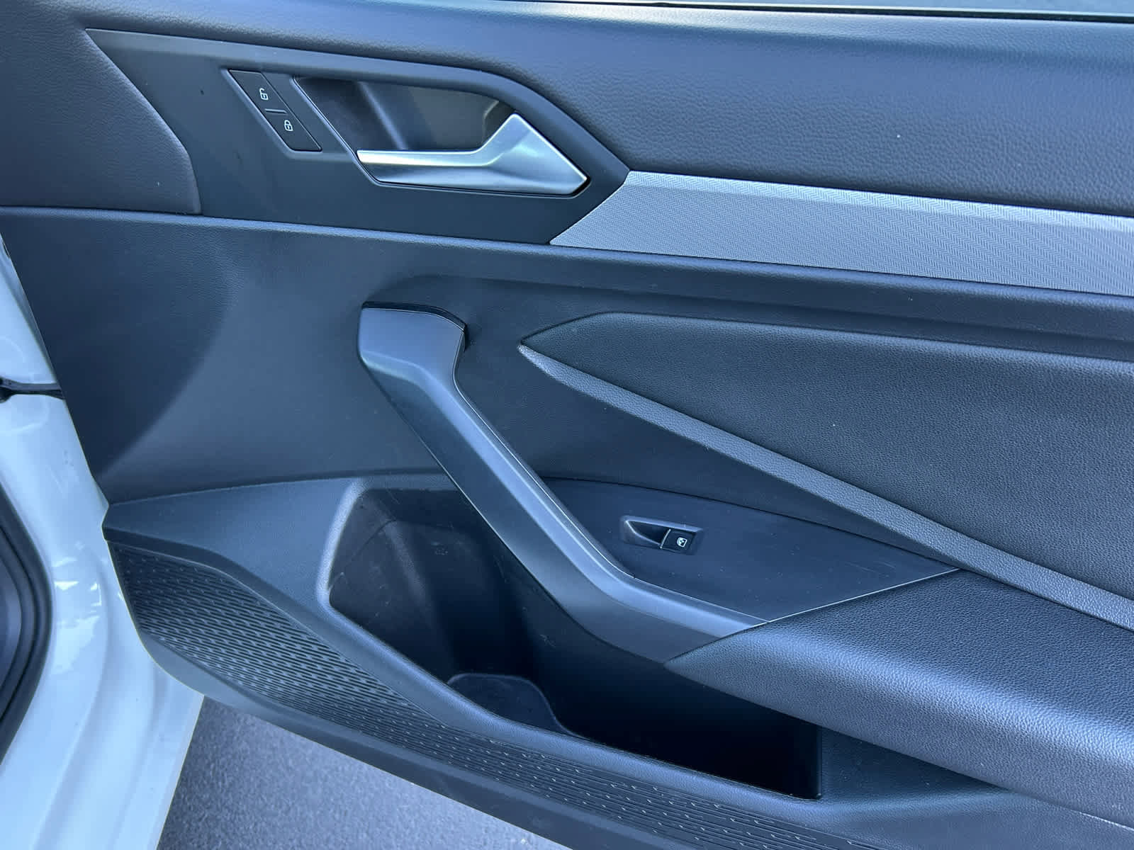 Used 2021 Volkswagen Jetta SE image 18