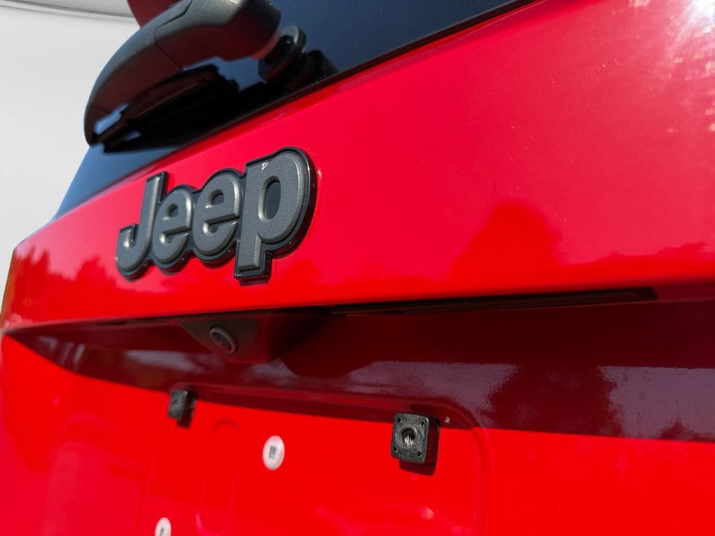 Used 2016 Jeep Renegade Trailhawk AWD/4WD image 17