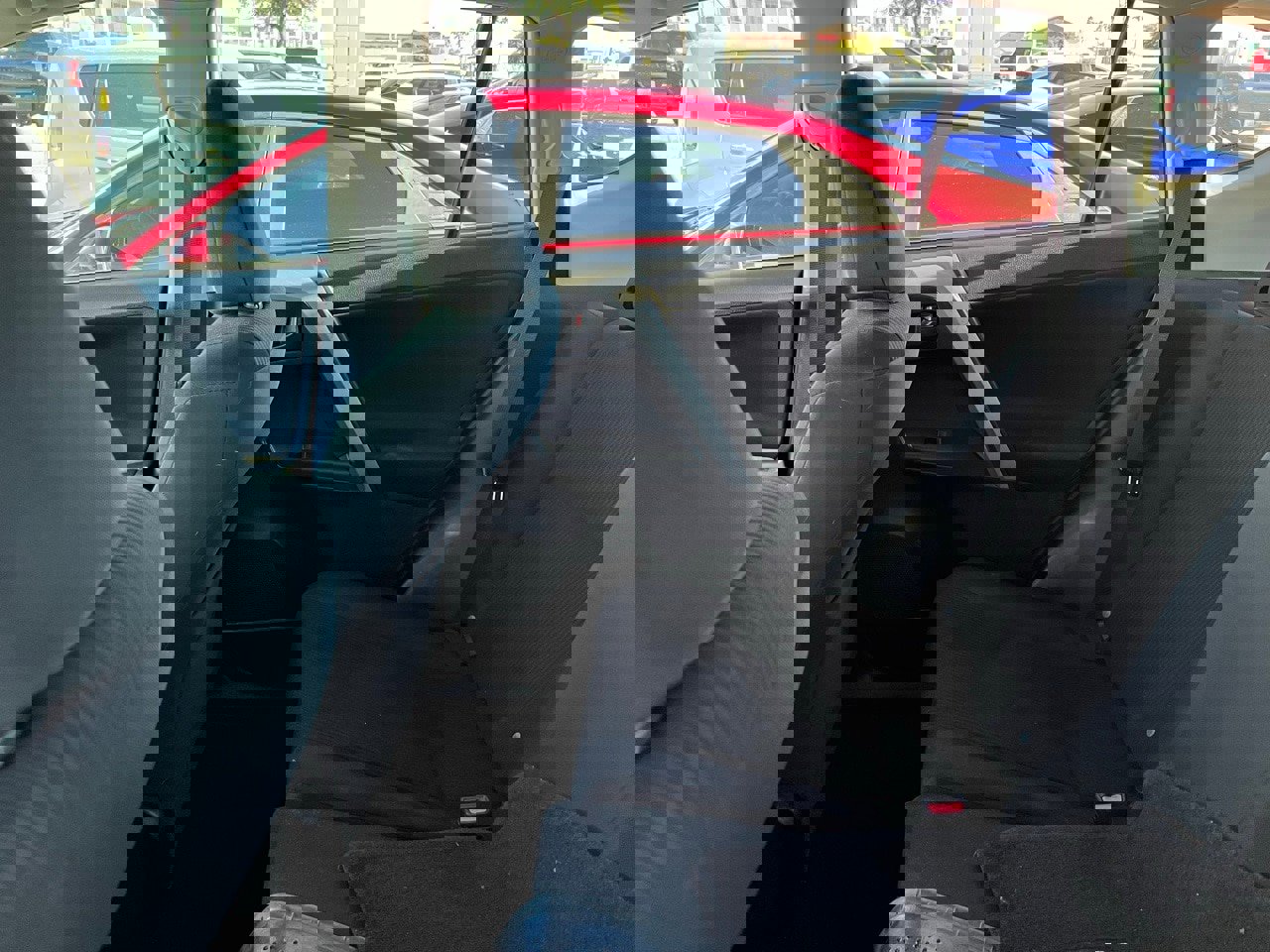 Used 2016 Toyota RAV4 LE image 8