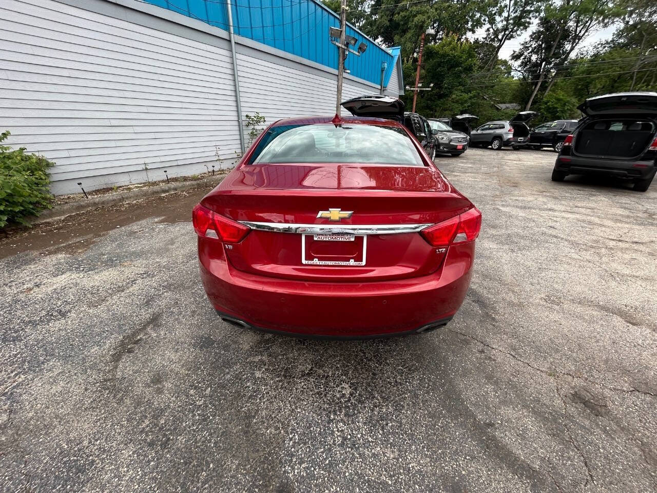 Used 2015 Chevrolet Impala LTZ FWD image 12
