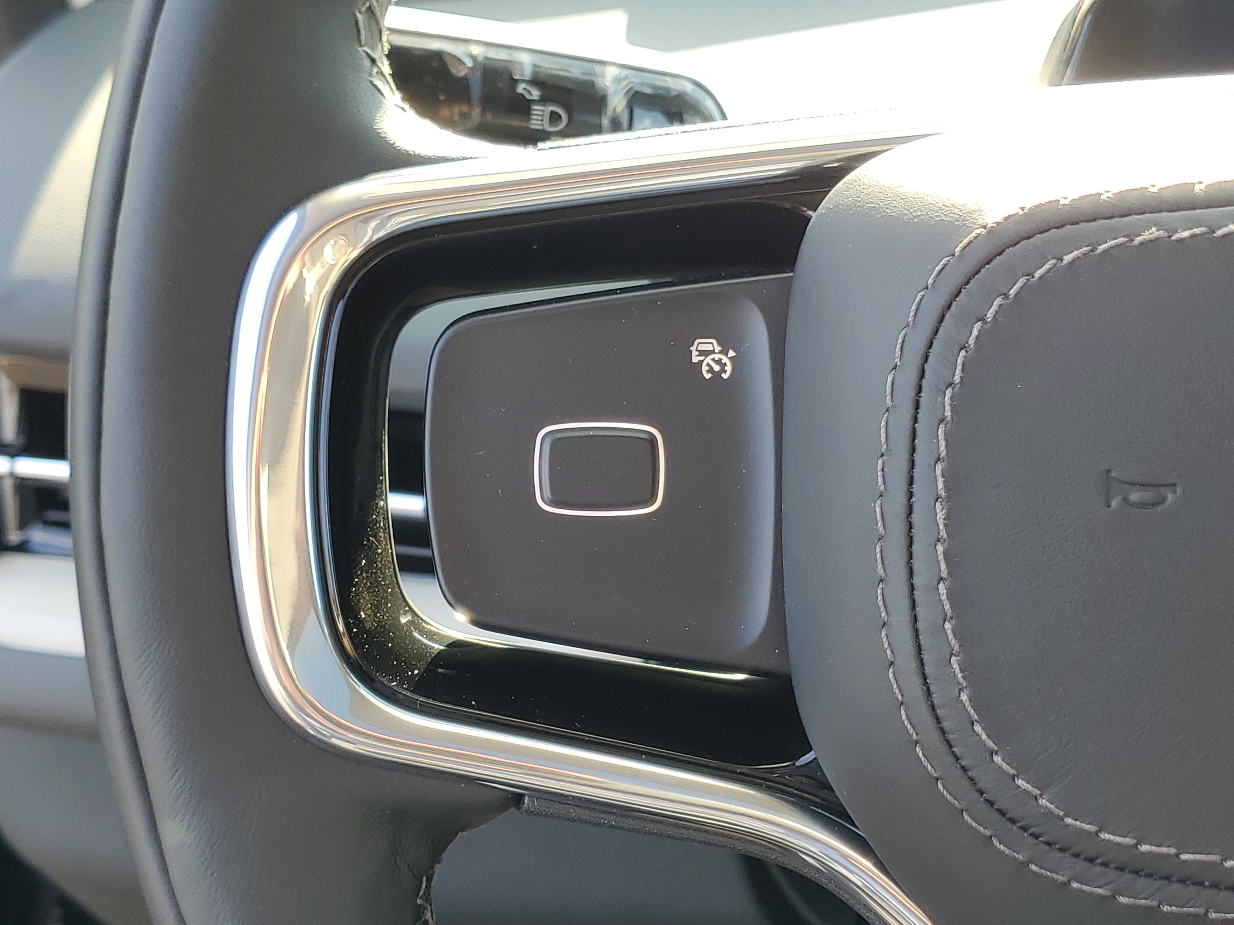 New 2026 Lincoln Navigator L Reserve AWD/4WD image 17