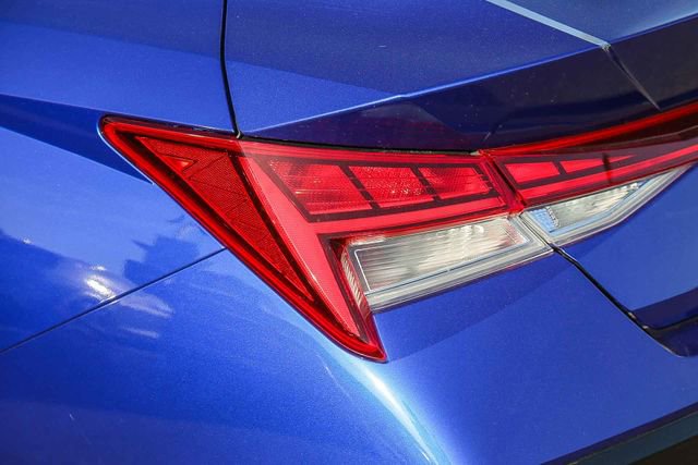 New 2026 Hyundai Elantra Limited FWD image 10
